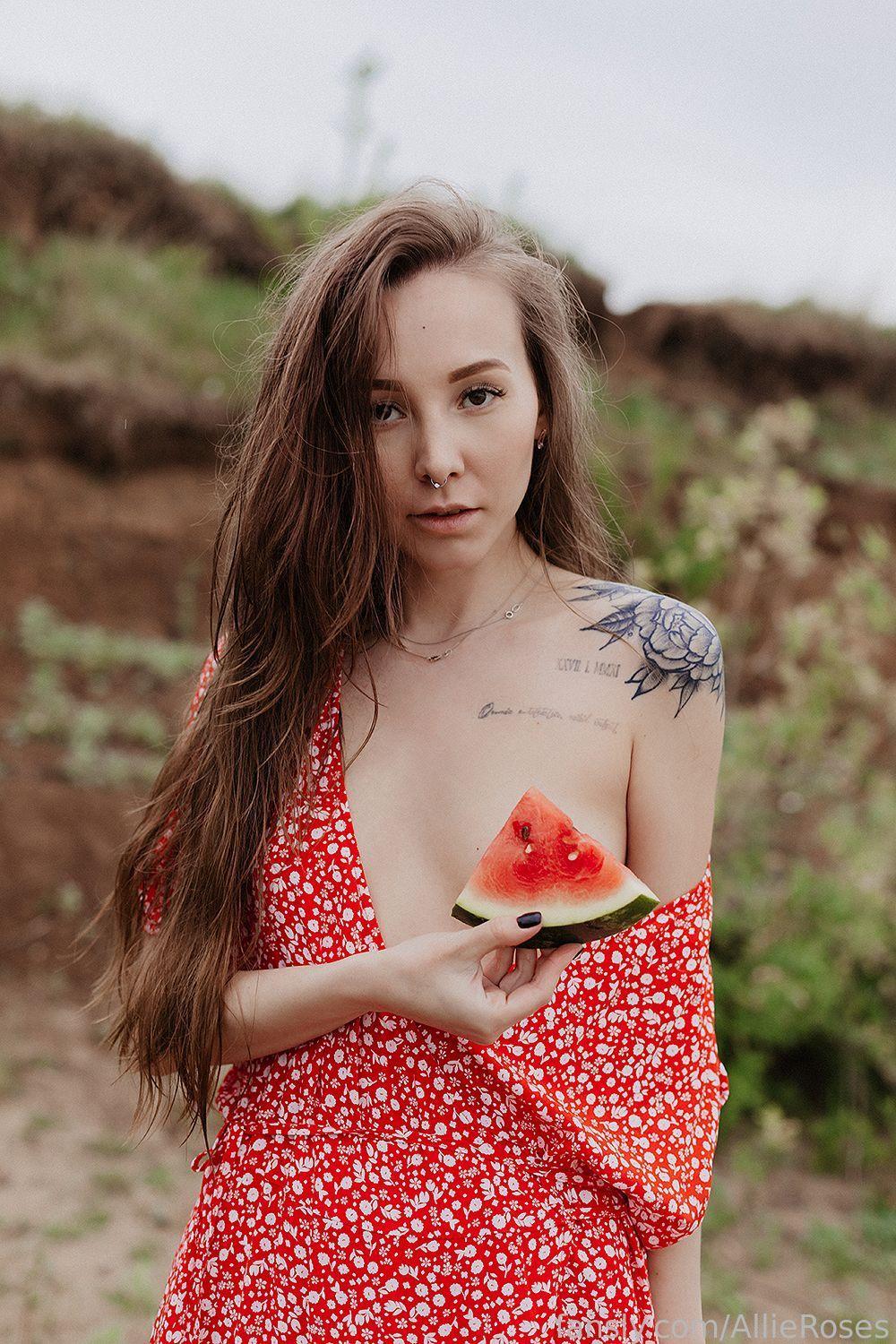 Allie_roses Nude OnlyFans Leaks 1