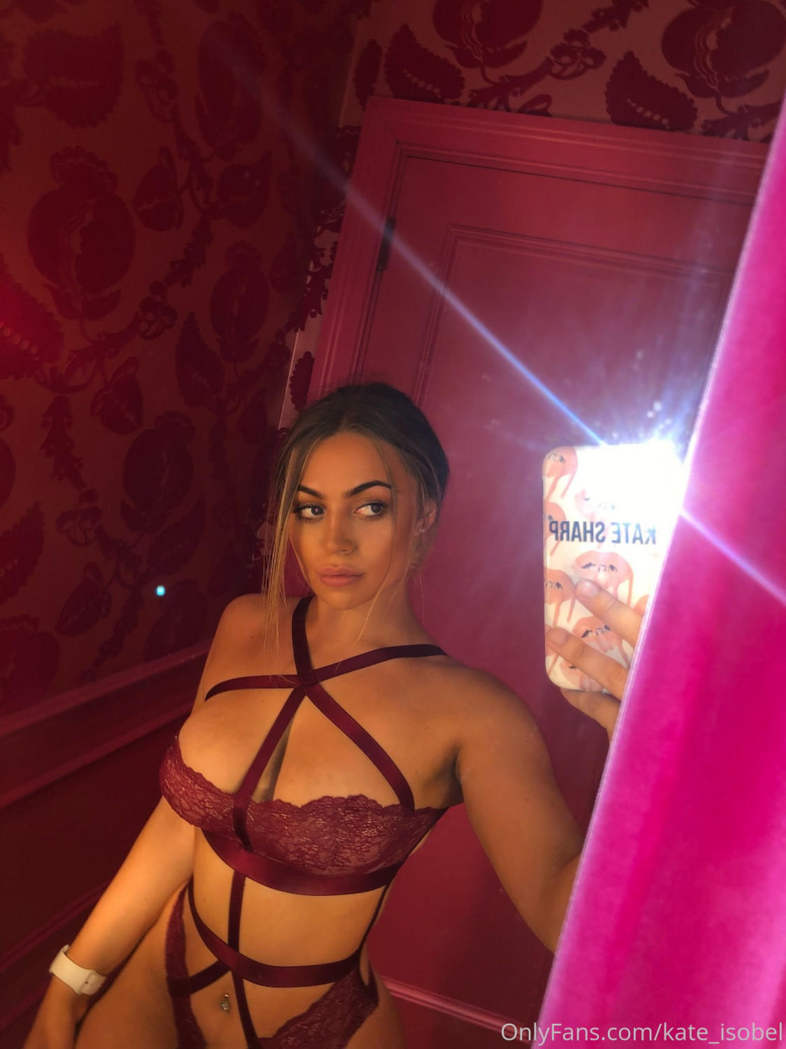 kate_isobel Nude OnlyFans Leaks 1