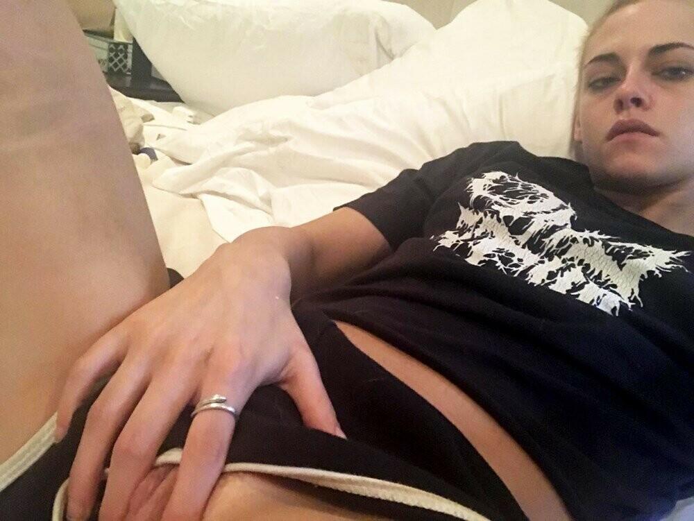 Kristen Stewart / kristenstewart Nude OnlyFans Leaks 1