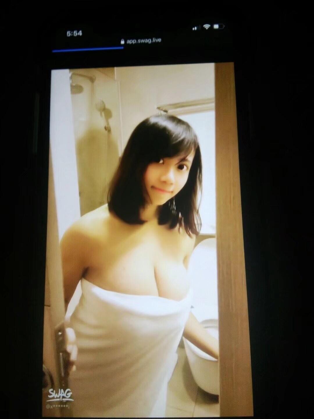 Momoko.xoxo / momo520xoxo Nude OnlyFans Leaks 1