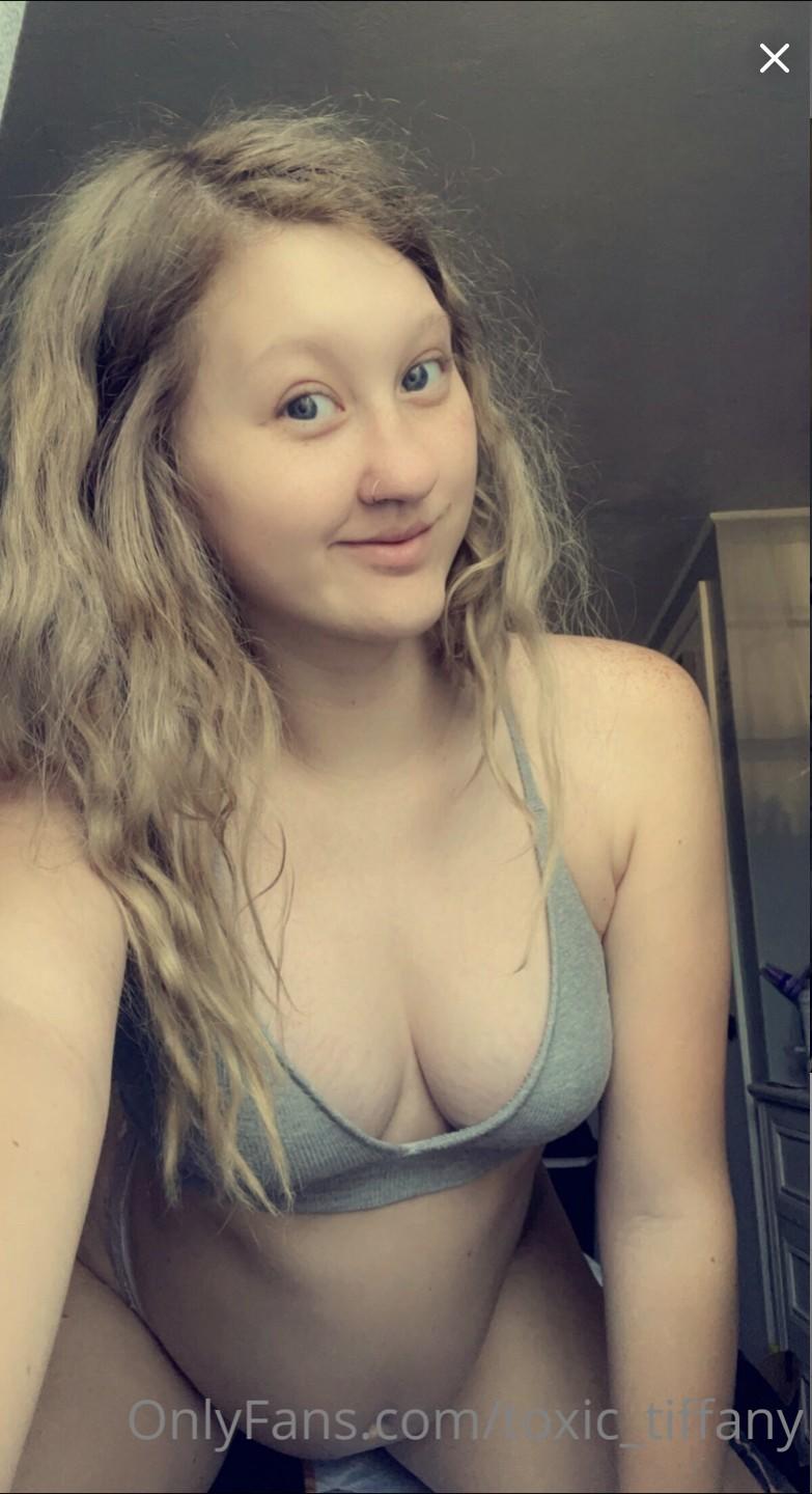 toxic_tiffany / toxictiffany_ Nude OnlyFans Leaks 1