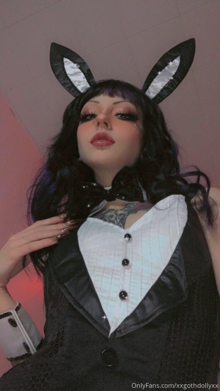 xxgothdollyxx Nude OnlyFans Leaks 14