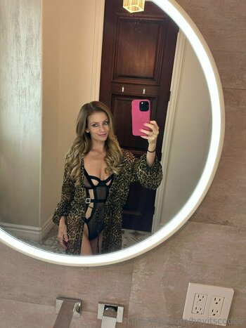 heyitscodee Nude Leaks OnlyFans Photo 21