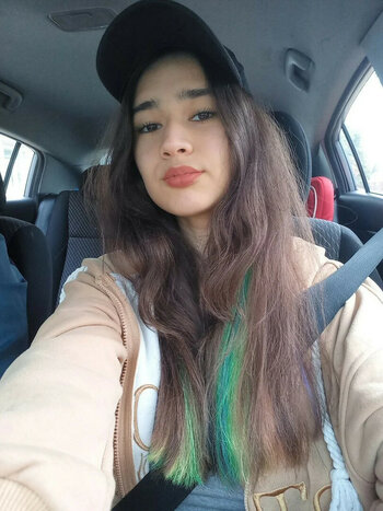 Mariemelons / airicamarie / marielevis / mariemoons Nude Leaks OnlyFans Photo 1