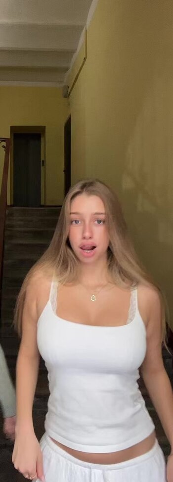 sofyaplotnikova / https: / xsofya_x Nude Leaks Photo 10