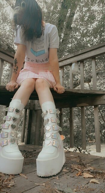 viinusflytrap Nude Leaks Photo 11