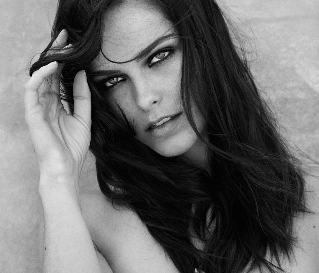 Maxine Schiff Naked 06