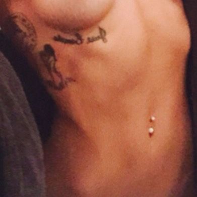 Miley-Cyrus-Sexy-2