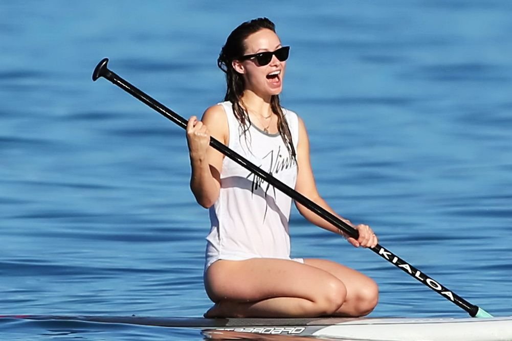 Olivia-Wilde-in-a-Bikini-19