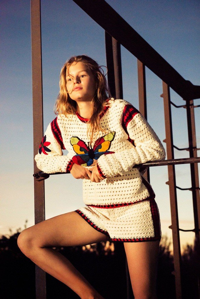Anna Ewers Sexy 12