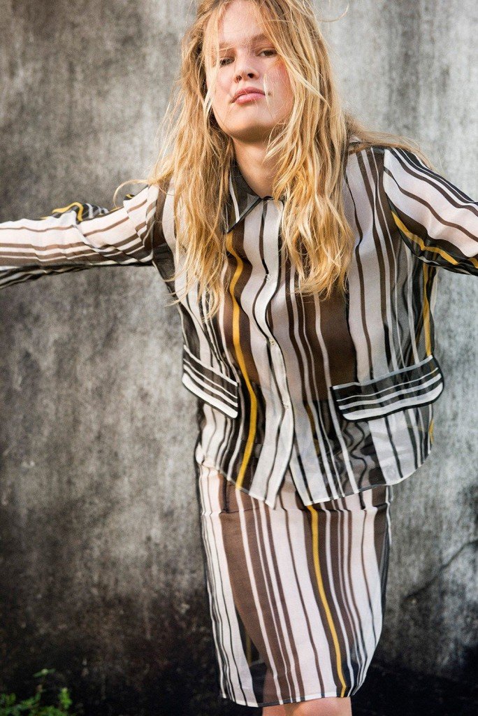 Anna Ewers Sexy 17