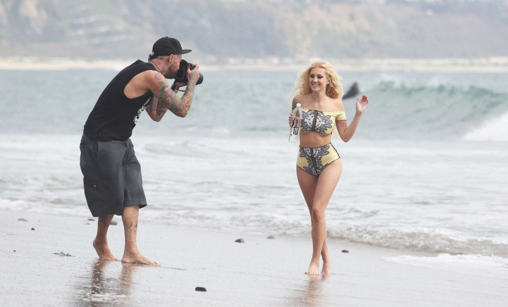 Ava Sambora Sexy 44