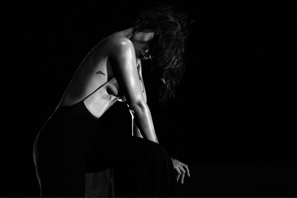 Rihanna 13