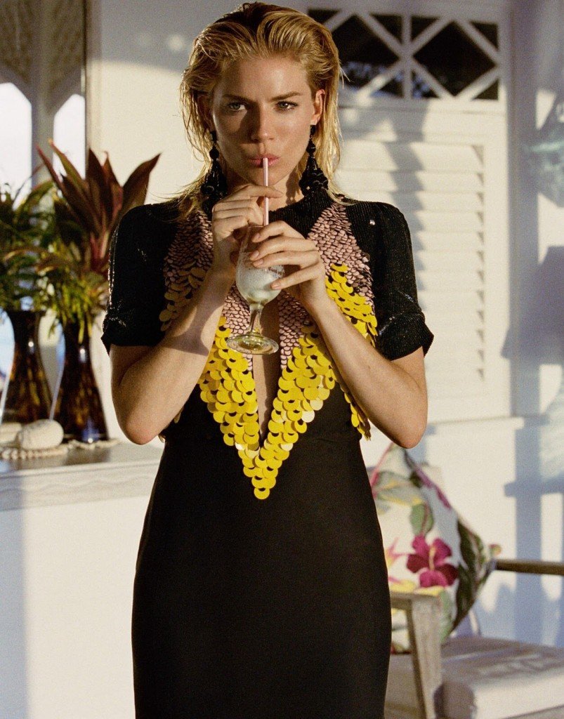 Sienna Miller Sexy & Topless 10