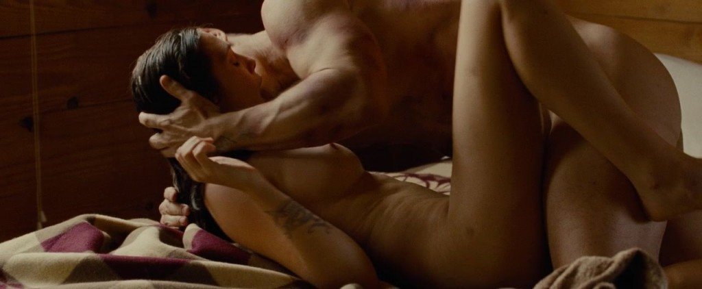 Elizabeth Olsen Nude 1