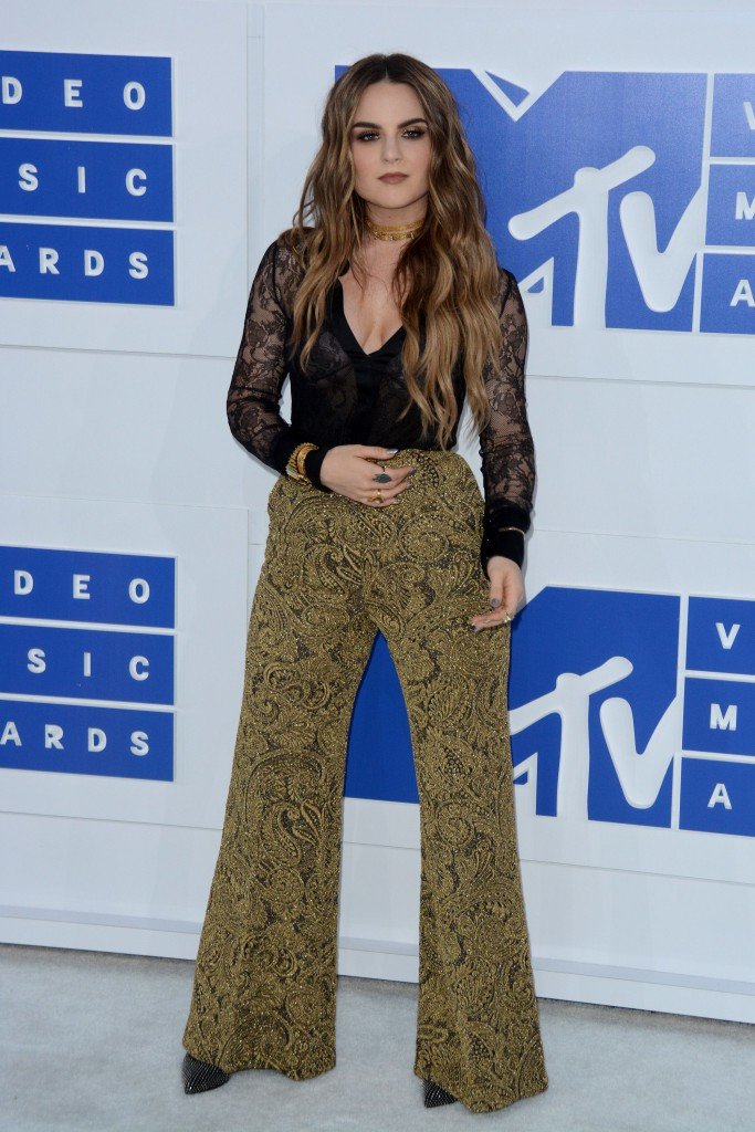 JoJo See Through 39
