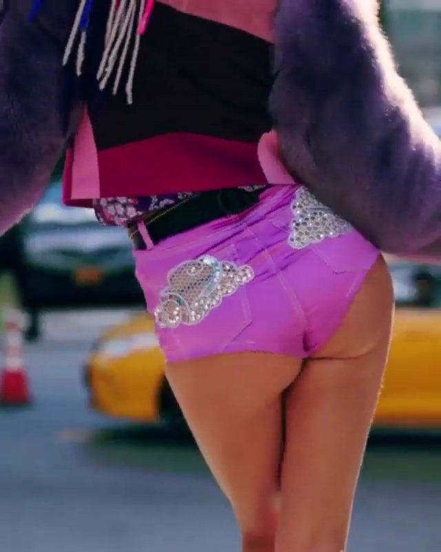 Irina Shayk Sexy 2