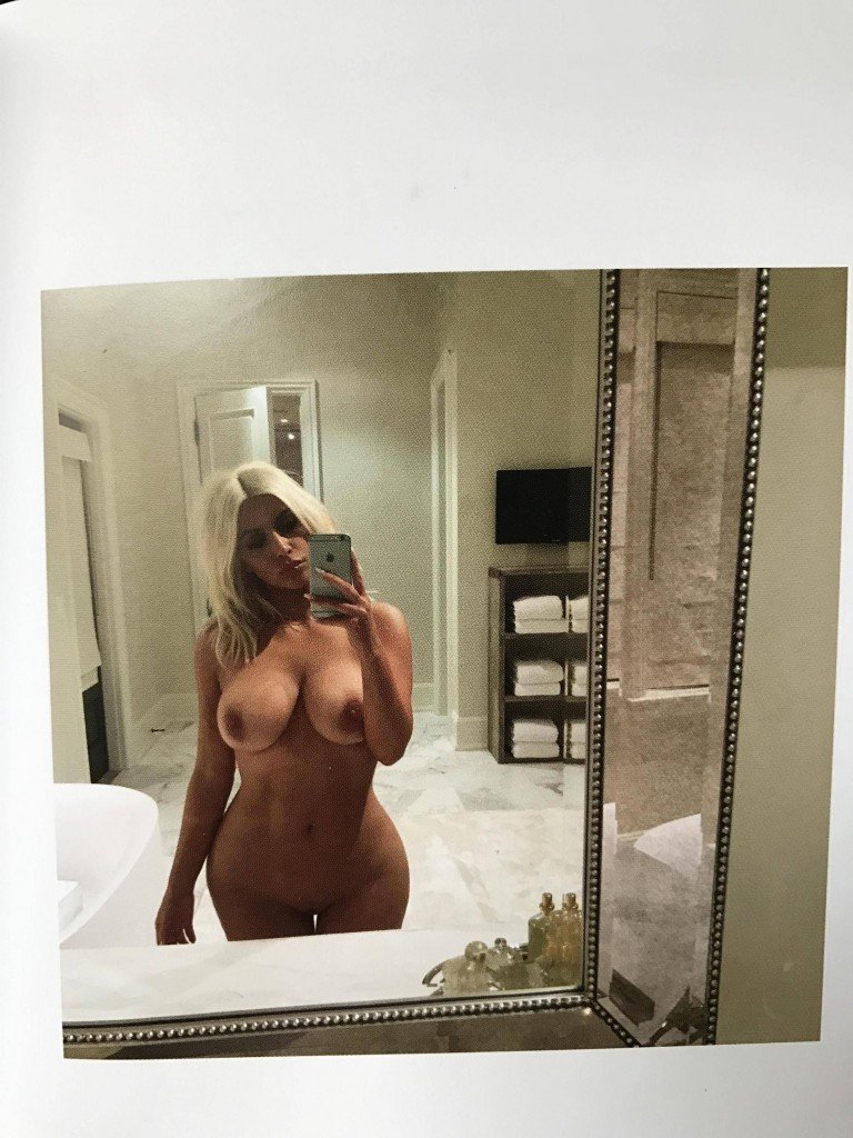 Kim Kardashian Selfies 1 thefappening.so