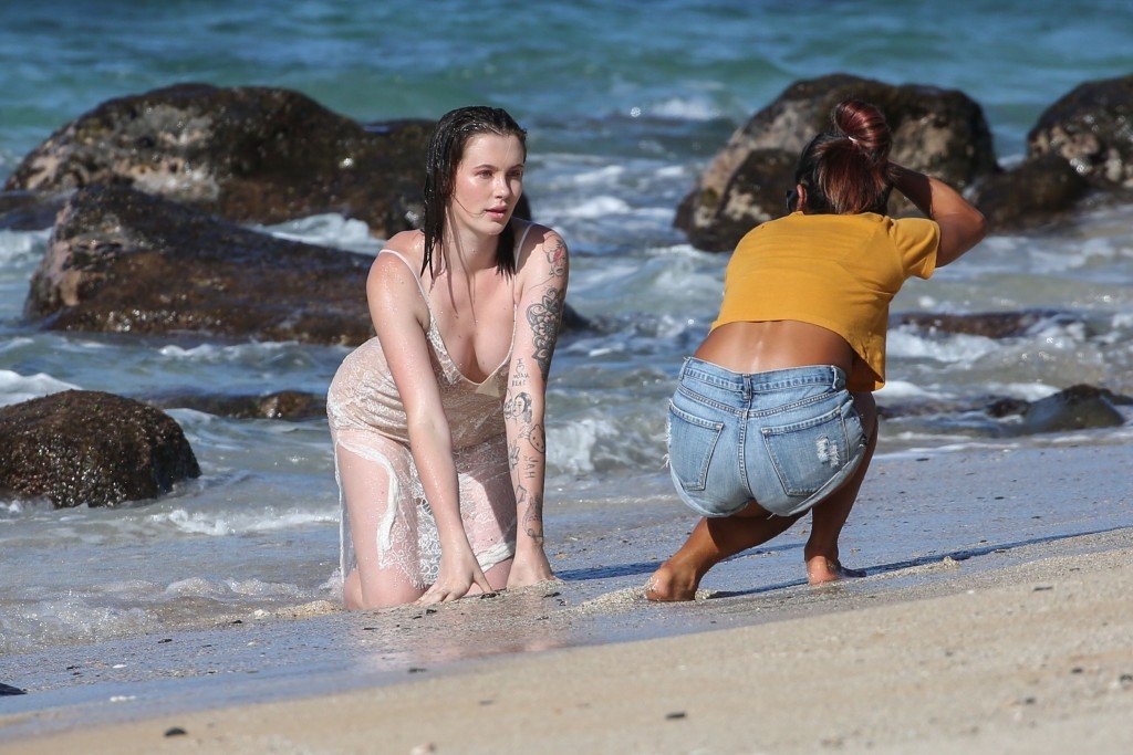 Ireland Baldwin Sexy 4