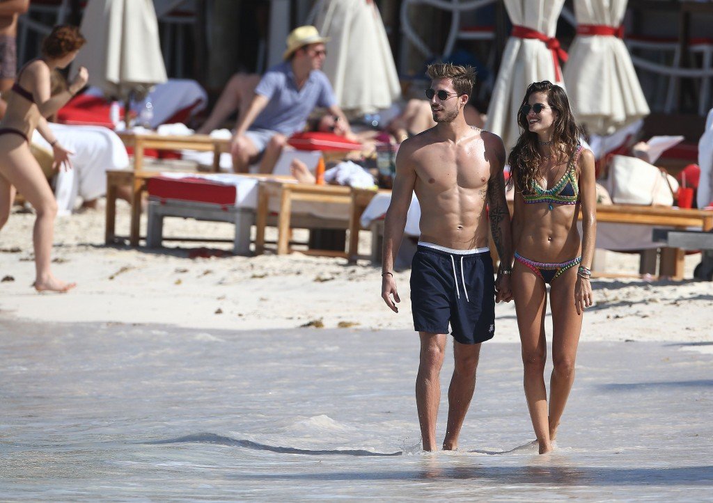 Izabel Goulart Sexy thefappening.so 51
