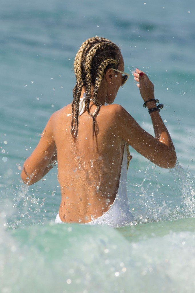 Victoria Hervey Sexy thefappening.so 6