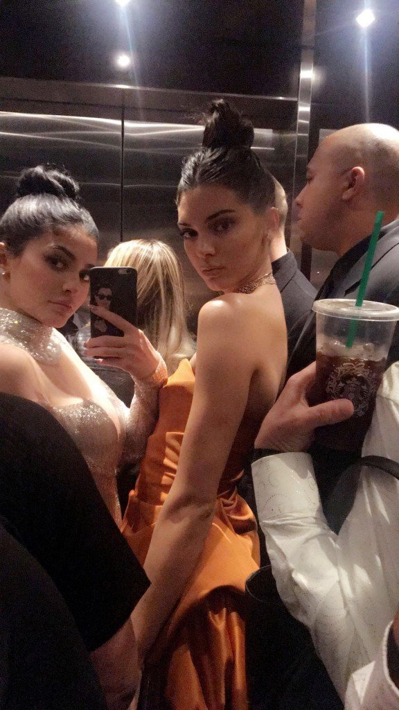 Kylie Jenner & Kendall Jenner Sexy 3