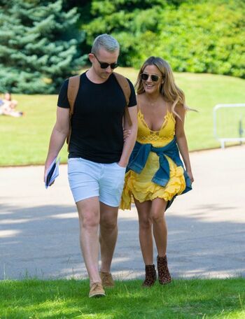 Caroline Flack / carolineflack1 / flackcaroline Nude Leaks Photo 534